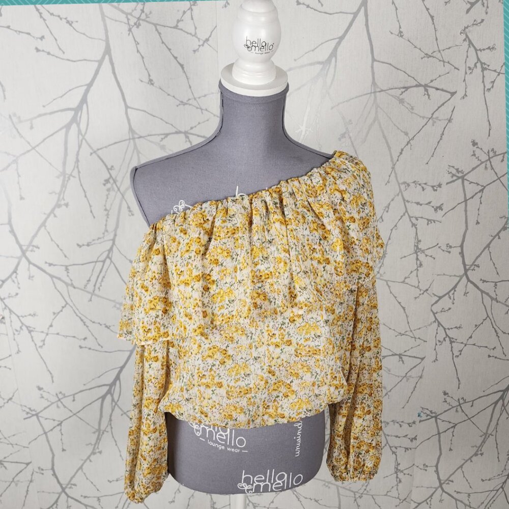 ASTR the Label Yellow Floral Print Ruffle One Shoulder Top
